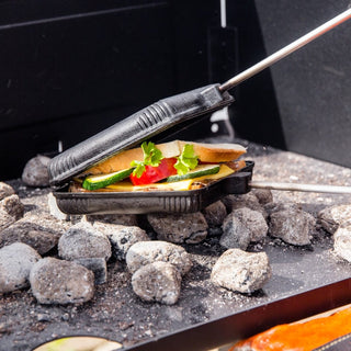 Petromax Indai iš ketaus Ketaus sumuštinių keptuvė PETROMAX su trumpa rankena, 11,5 x 11,5 cm