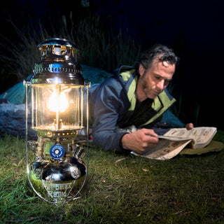 Petromax Apšvietimas Parafino lempa PETROMAX HK 500, žalvaris, aukštis 40 cm,  400 vatų šviesos srautas