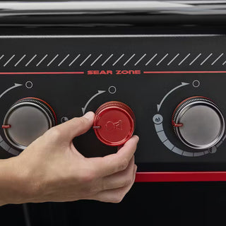Weber Genesis E-330WR Stealth Edition – premium klasės dujinis grilis su sukamo iešmo sistema